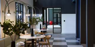 Novel Cary Gallery 44