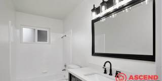 Beautiful home in North Bakersfield! *POOL* Gallery 6