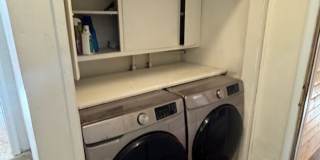 DUAL OPPORTUNITY!! 3 BEDROOM HOME + SEPARATE GUEST QUARTERS -FURNISHED OR UNFURNISHED DUAL OPPORTUNITY!! 3 BEDROOM HOME + SEPARATE GUEST QUARTERS -FURNISHED OR UNFURNISHED Gallery 10