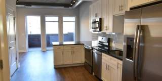 3833 N Broadway Gallery 67