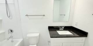 Spacious 4-Bedroom Townhome Gallery 10