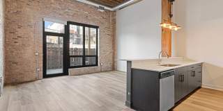 818 N Wolcott Avenue Gallery 4