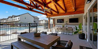 Caliza at the Loop Gallery 2