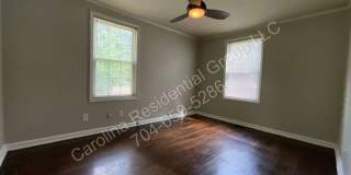 6013 Carver Boulevard Gallery 6
