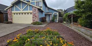 Spacious 4bd/2.5ba in "M" section of Rohnert Park Gallery 1