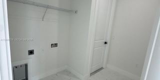 4624 Connie Ave N Gallery 25