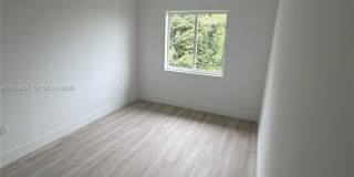 32 NW 14th Ave Gallery 10