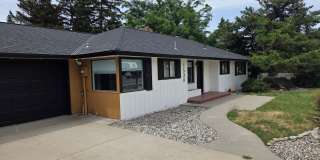 4 Bed 2 Bath Golf Course Living Gallery 1