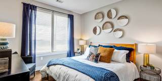 Icon at Hardin Valley Gallery 20