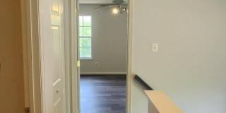 45512 LAKEMONT Square Gallery 10