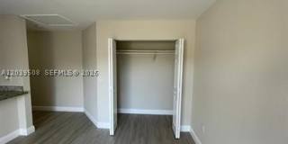 1471 NW 22nd Ct Gallery 5