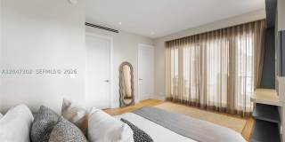 5242 Fisher Island Dr Gallery 43
