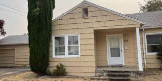 3 Bedroom 1 Bath Home w/ 2 Car Garage Gallery 1