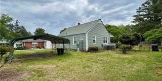 211 N Roberts Street Gallery 21