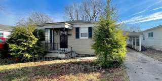 1852 S Pickwick Gallery 1