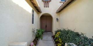 Beautiful 2-Story 5-Bedroom Chapman Heights Home! Gallery 4