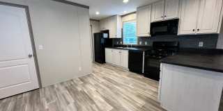 855 W. Jefferson Gallery 1