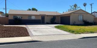 4 Bedroom in Simi Valley Gallery 1