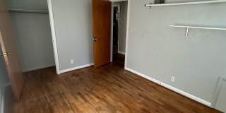 PRELEASING for AUGUST! Close to Campus Gallery 7