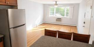 225 Baker Gallery 10