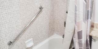 688 Burgundy O Gallery 14