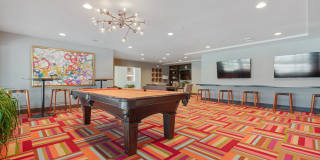 LINQ LINQ Gallery 45