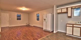 1418 N Main (Apt B) Street Gallery 10