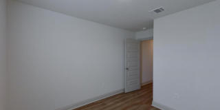 17611 Carlisle Ave Gallery 5