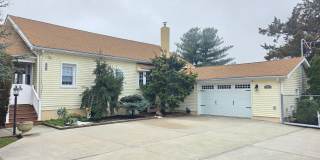 1666 BROWN Avenue Gallery 1