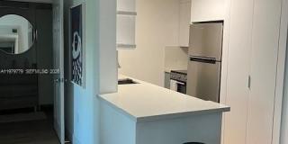 50 Menores Ave Gallery 12