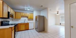 $875 + 2 WEEKS FREE RENT +  STAINLESS STEEL APPLIANCES!!!! Gallery 9