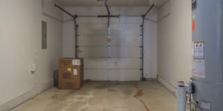 Updated Interior ! Spacious 2 Bedroom 2.5 Bath Town home close to Intel and Nike Gallery 26