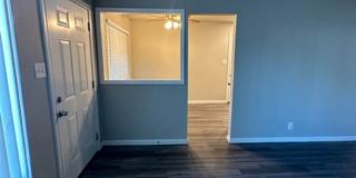 Desirable 3 bedroom 2 bath home Gallery 7