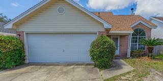 924 Village Lane Gallery 1