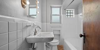 5828 Lindenwood Ave 2W | www.southcityspaces.com | Gallery 12