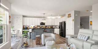 43272 BALTUSROL Terrace Gallery 15