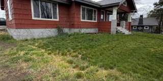 Cozy 2 bedroom 1 bath updated home! Gallery 1