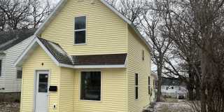 725 West Cavour Avenue Gallery 1