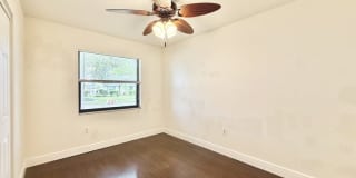 2445 East Burr Oak Court Gallery 37