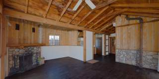 Charming 1BR Beach Cottage in Hollywood by the Sea – Private Yard & Walk to the Sand Charming 1BR Beach Cottage in Hollywood by the Sea – Private Yard & Walk to the Sand Gallery 3