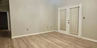 Condo in Auburn Gallery 6