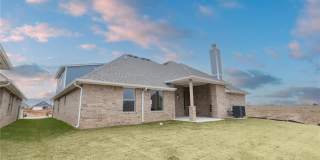 4 Bedroom Home in Edmond with Storm Shelter and Bonus Room Gallery 33