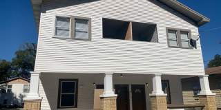 CHARMING AND UPDATED 2 BEDROOM 1 BATH Gallery 1