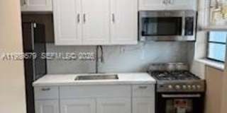 321 Wilson St Gallery 3