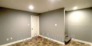 232 East Saint Joseph Street - 1 Gallery 7