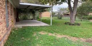 Lovely 3 bedroom 2 bath home Gallery 13