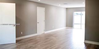 1881 NW 5th Ter Gallery 8