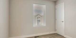 3 Bedroom townhome in Lakewood Gallery 14