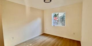 1561 Royal Way Gallery 12