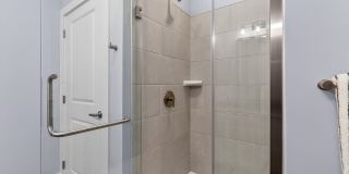 RISE Doro Gallery 43